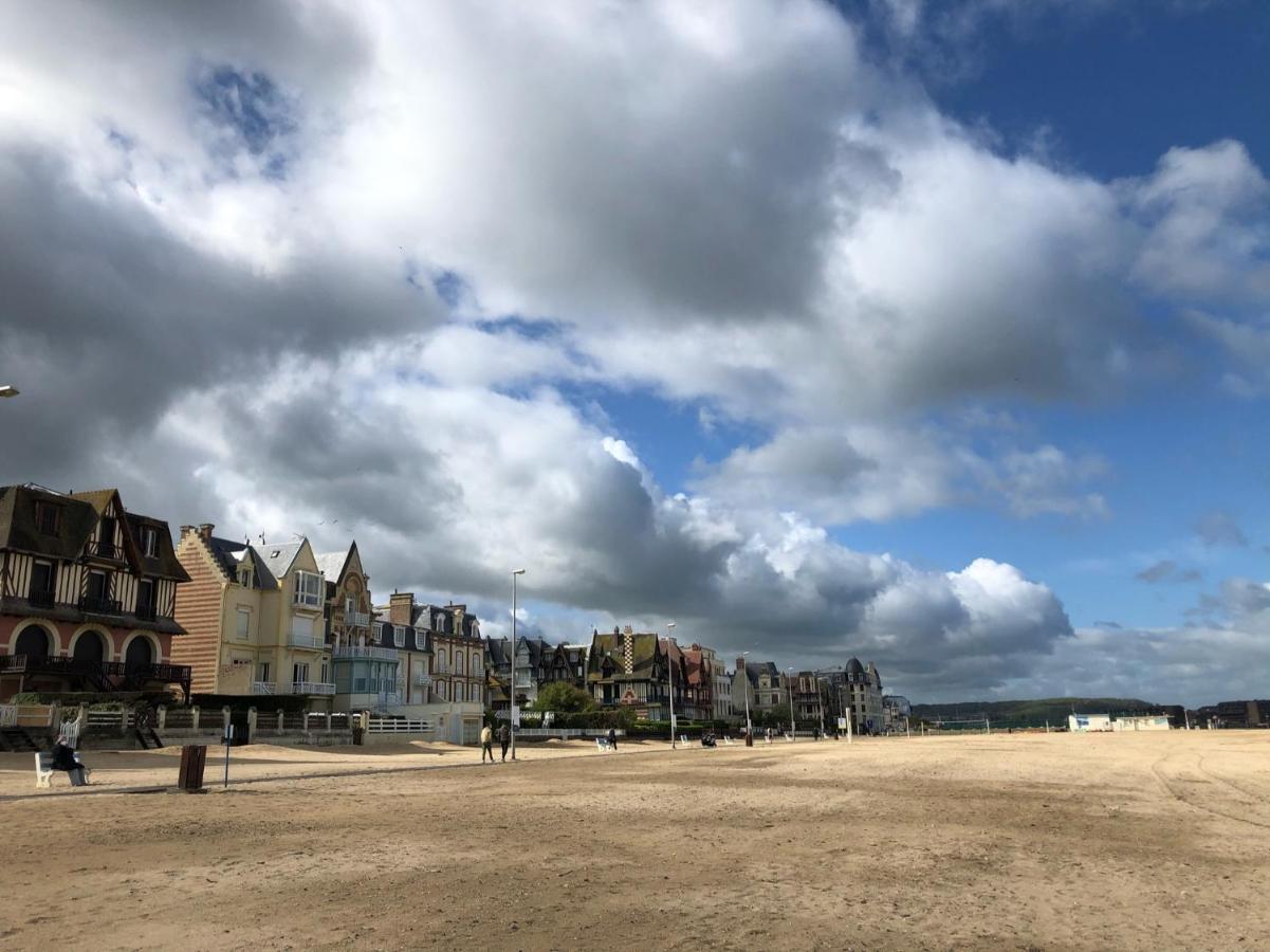 Les Nord'Mandines Hotel Trouville-sur-Mer Exterior foto